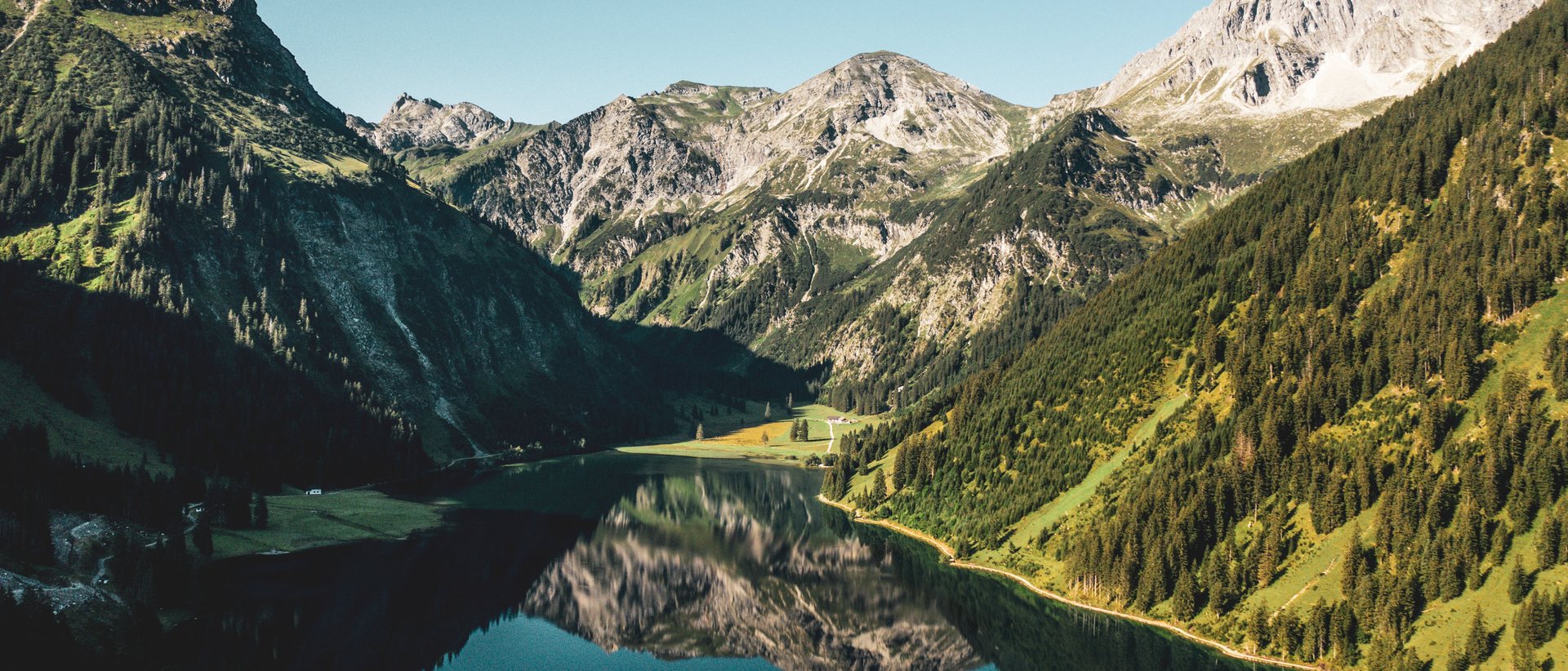 4-Sterne- Superior-Wellnesshotel in Bayern: Gut zu wissen 4-Sterne- Superior-Wellnesshotel in Bayern: Gut zu wissen